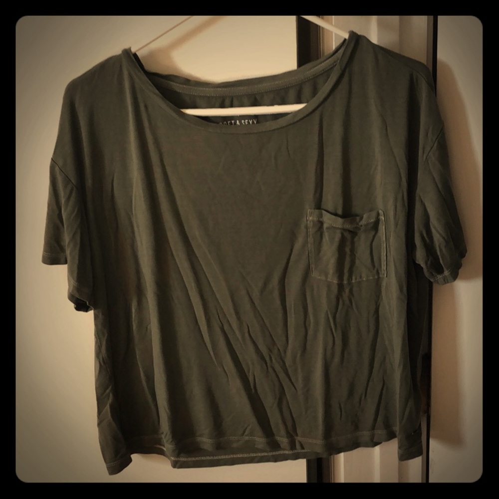 Cut off tee shirt